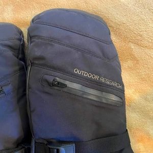 Outdoor research gortex ski gloves size XL-10